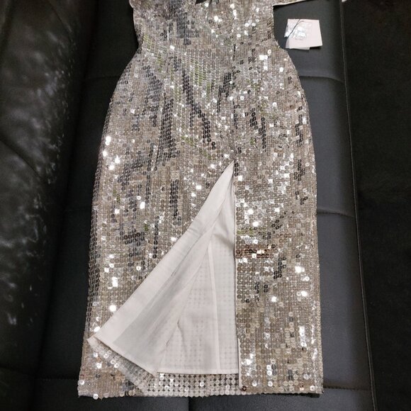 💥CHIC & SEXY💥Revolve MAJORELLE Strapless Bodycon Midi Dress in Silver Sequin - Picture 15 of 16